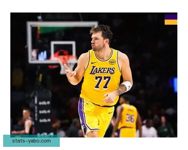 东契奇爆砍43分创纪录詹姆斯准三双湖人力克步行者西卡被驱逐引争议